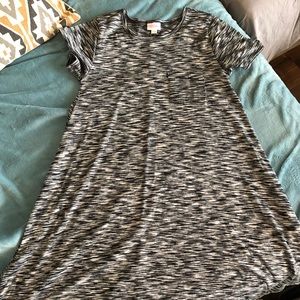 LLR Black & White Carly